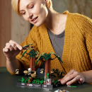 LEGO&reg; 75353 Star Wars - Verfolgungsjagd auf Endor - Diorama Set